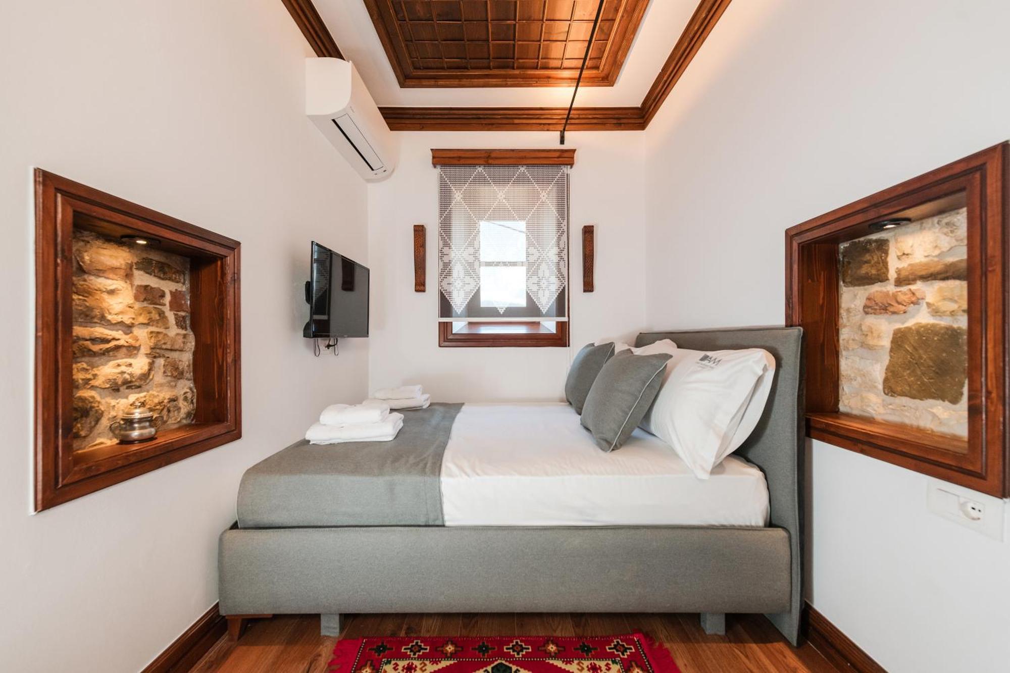 Dam Stone Boutique Hotel Gjirokastër Eksteriør billede