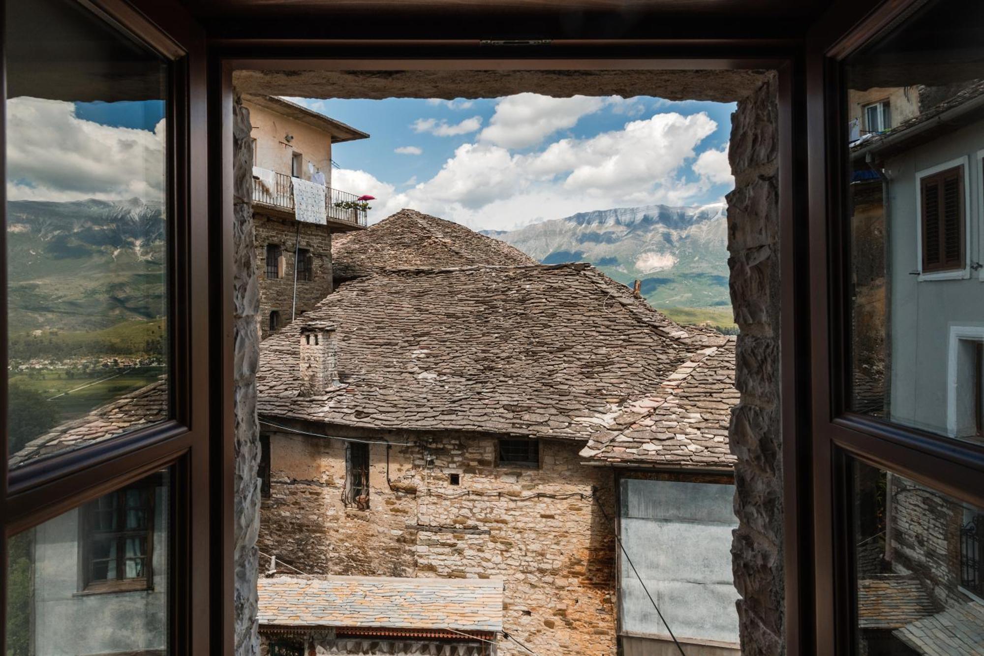 Dam Stone Boutique Hotel Gjirokastër Eksteriør billede