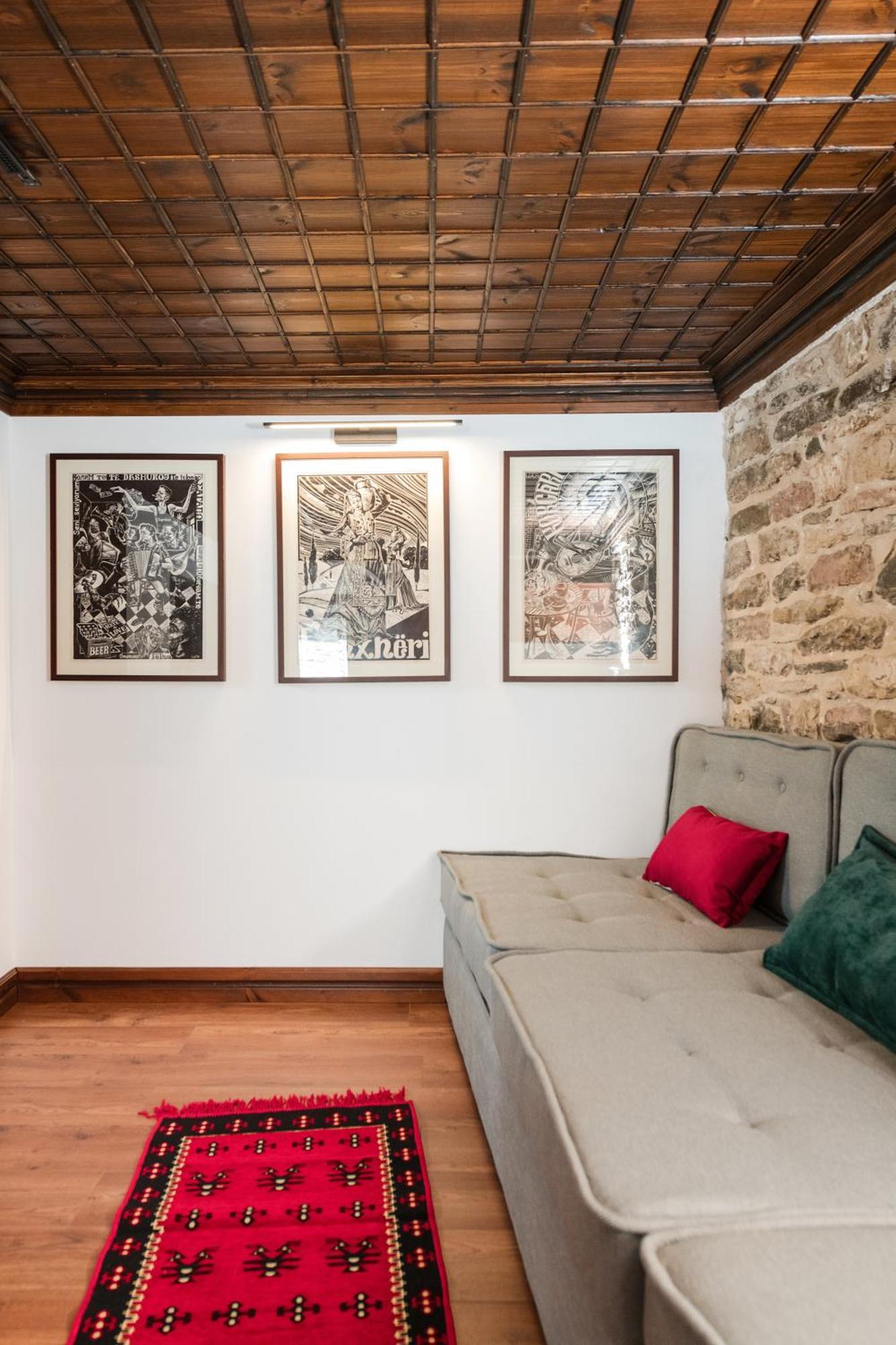 Dam Stone Boutique Hotel Gjirokastër Eksteriør billede